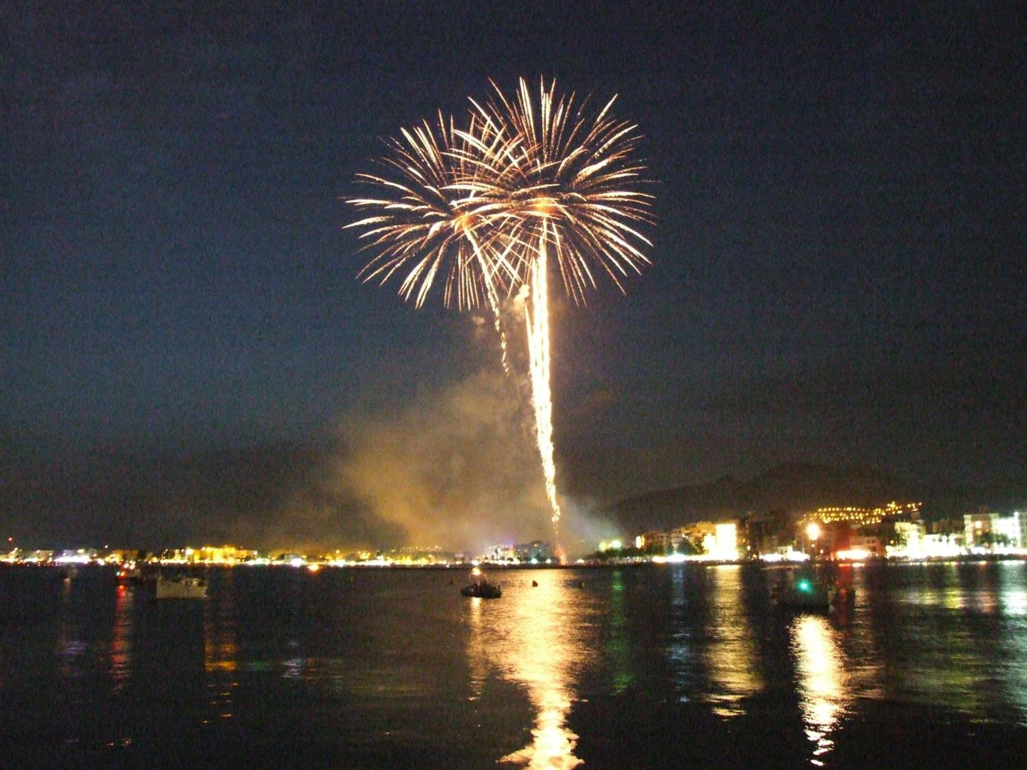 Canyelles Platja Roses Bagian luar foto